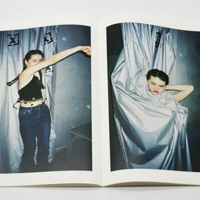 REN HANG 写真集 SIGNED Republic 任航 Ren Hang サイン入 Signed アート写真集 | 古本