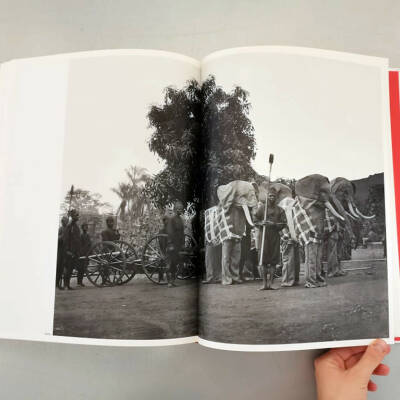 Carl De Keyzer: Congo Belge en Images - Bookshop Anzenberger